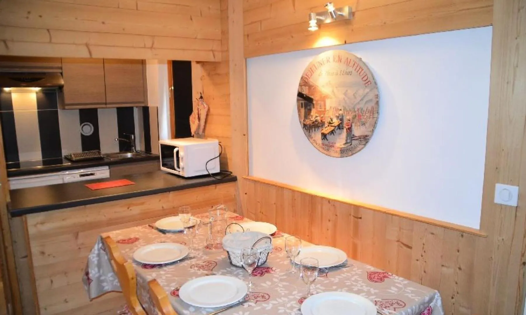 Residence Chaviere - Ski Aux Pieds, Appartement Tout En Bois Au Coeur Des Menuires Mae-4924 Saint-Martin-de-Belleville